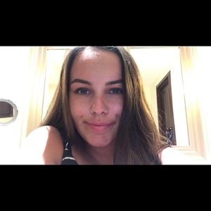 Meet your Posher, Jenna